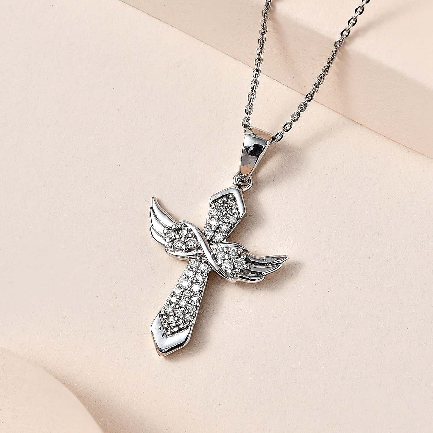 Round Cut Cubic Zirconia in 925 Sterling Silver Necklace 3