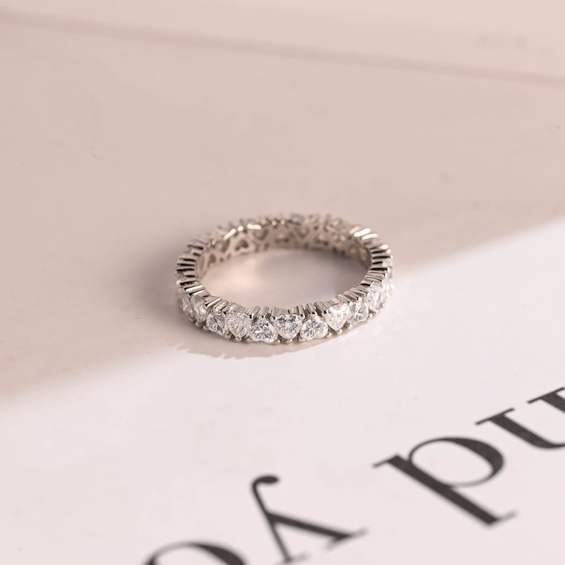Stunning 0.3 TCW Round Moissanite Stones Half Eternity Wedding Band 3