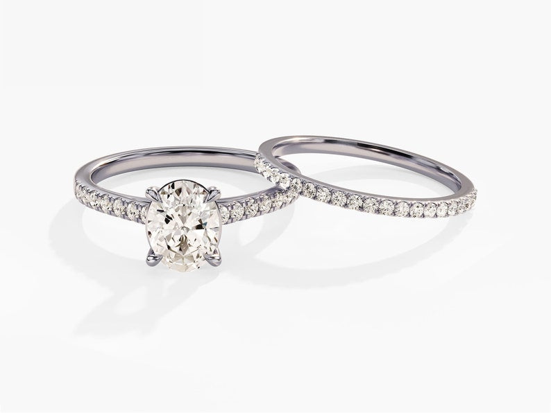 1.50 Oval Cut Moissanite Bridal Ring Set with Round Wedding Bands 3