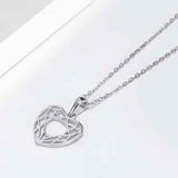 Round Cut Cubic Zirconia in 925 Sterling Silver Necklace 4
