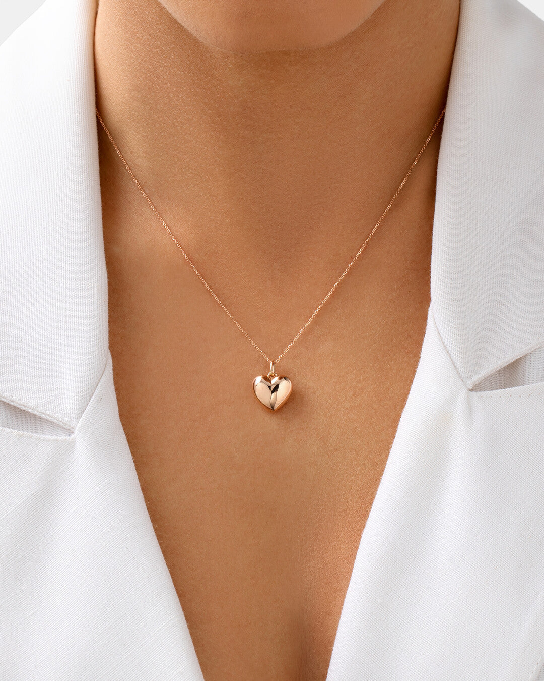 Round Cut Cubic Zirconia in 925 Sterling Silver Necklace 4