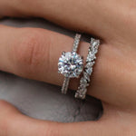 Round Cut Solitaire Style Cubic Zirconia in 925 Sterling Silver Ring 2