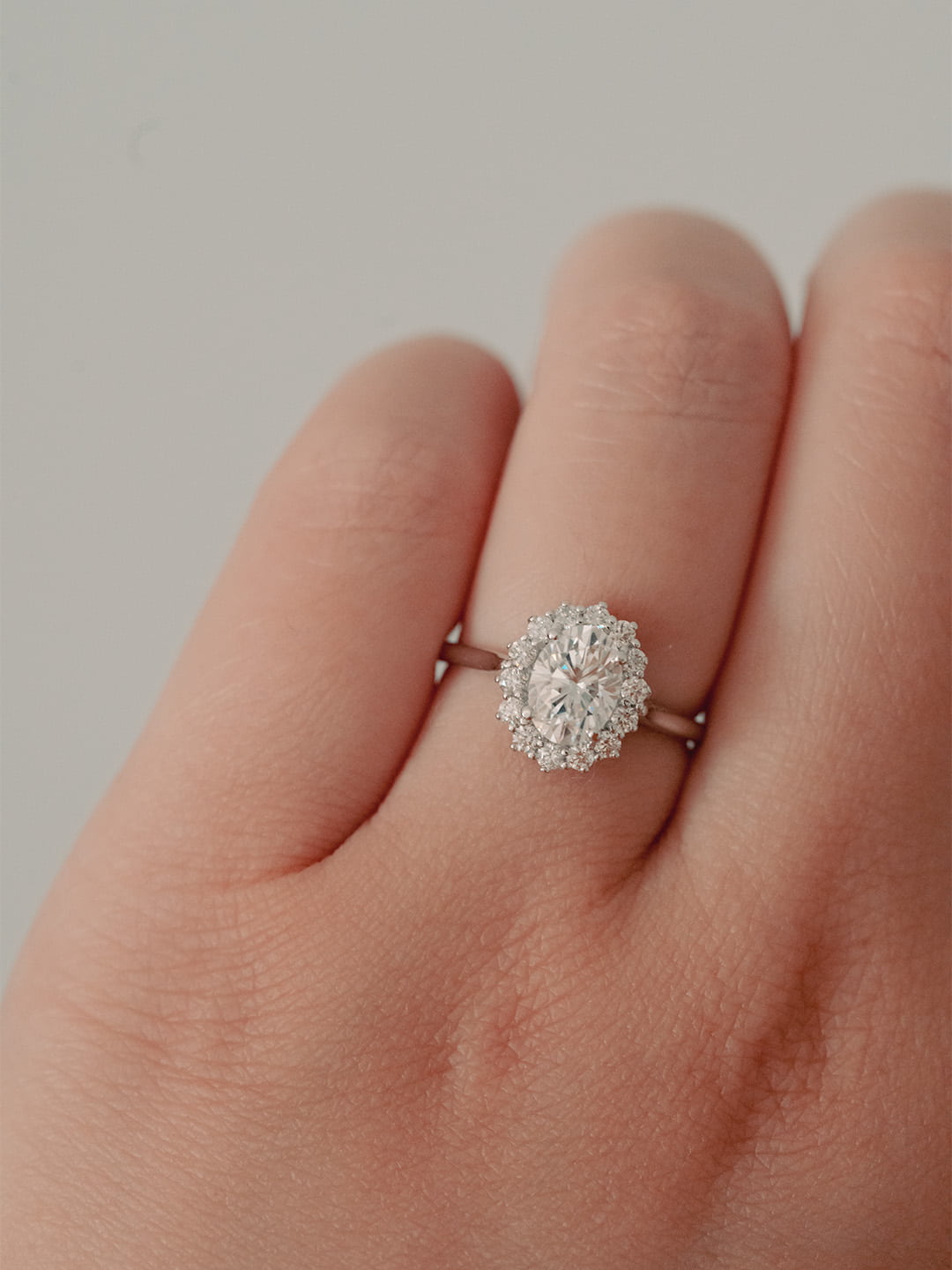 Stunning 1 CT Oval Moissanite Engagement Ring With Halo Design 11
