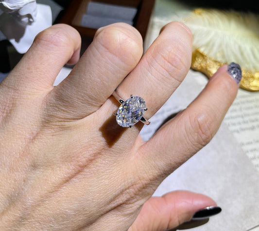 Stunning 4.5 CT Oval Moissanite Engagement Ring with Solitaire Design 2