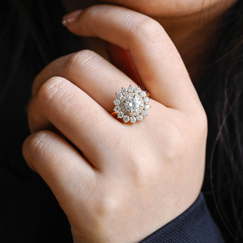 Stunning 0.5 - 1.5 CT Round Moissanite Engagement Ring with Double Halo Design 2