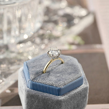 Stunning 2.5 CT Round Moissanite Engagement Ring with Hidden Halo Design 7