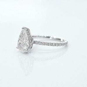 Stunning 2.0 CT Pear Moissanite Engagement Ring with Hidden Halo & Pave Design