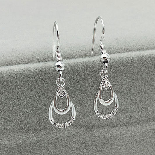 Round Cut Cubic Zirconia in 925 Sterling Silver Earrings 6