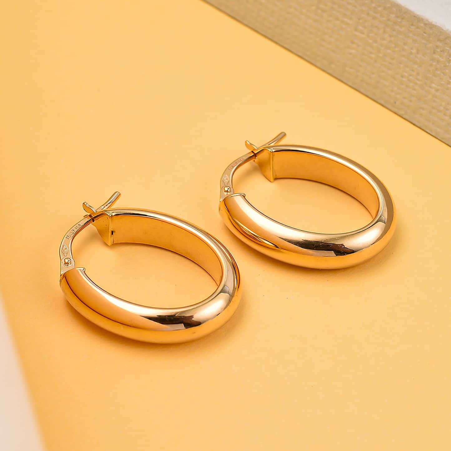 Round Cut Cubic Zirconia in 925 Sterling Silver Earrings 2