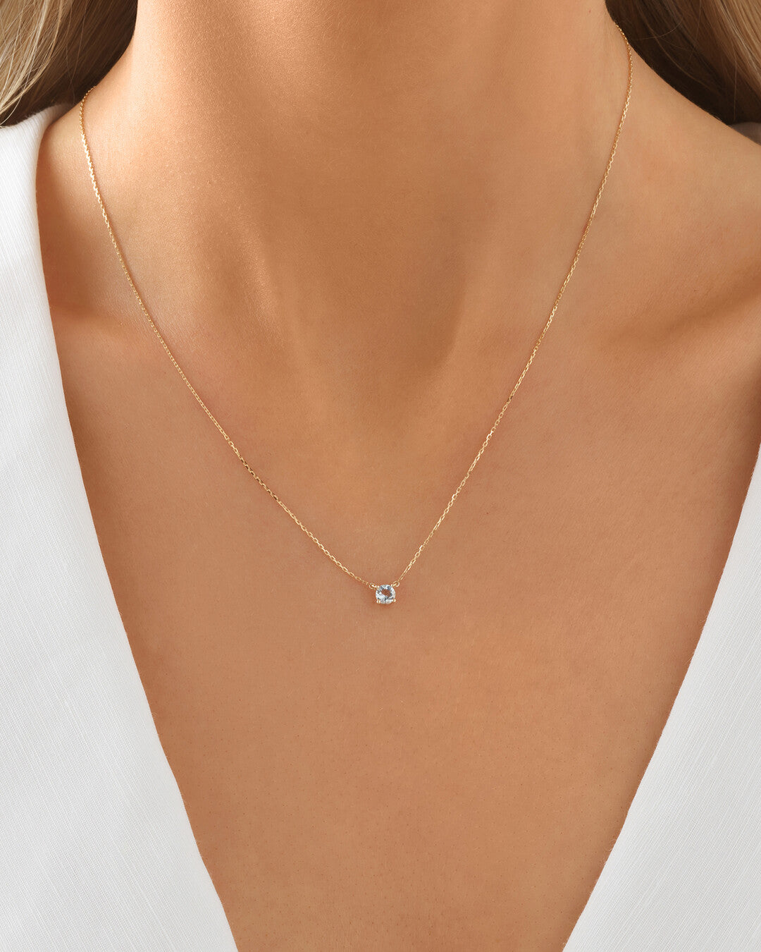 Round Cut Cubic Zirconia in 925 Sterling Silver Necklace 3