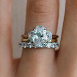 Oval Cut Three Stone Style Cubic Zirconia in 925 Sterling Silver Ring 4