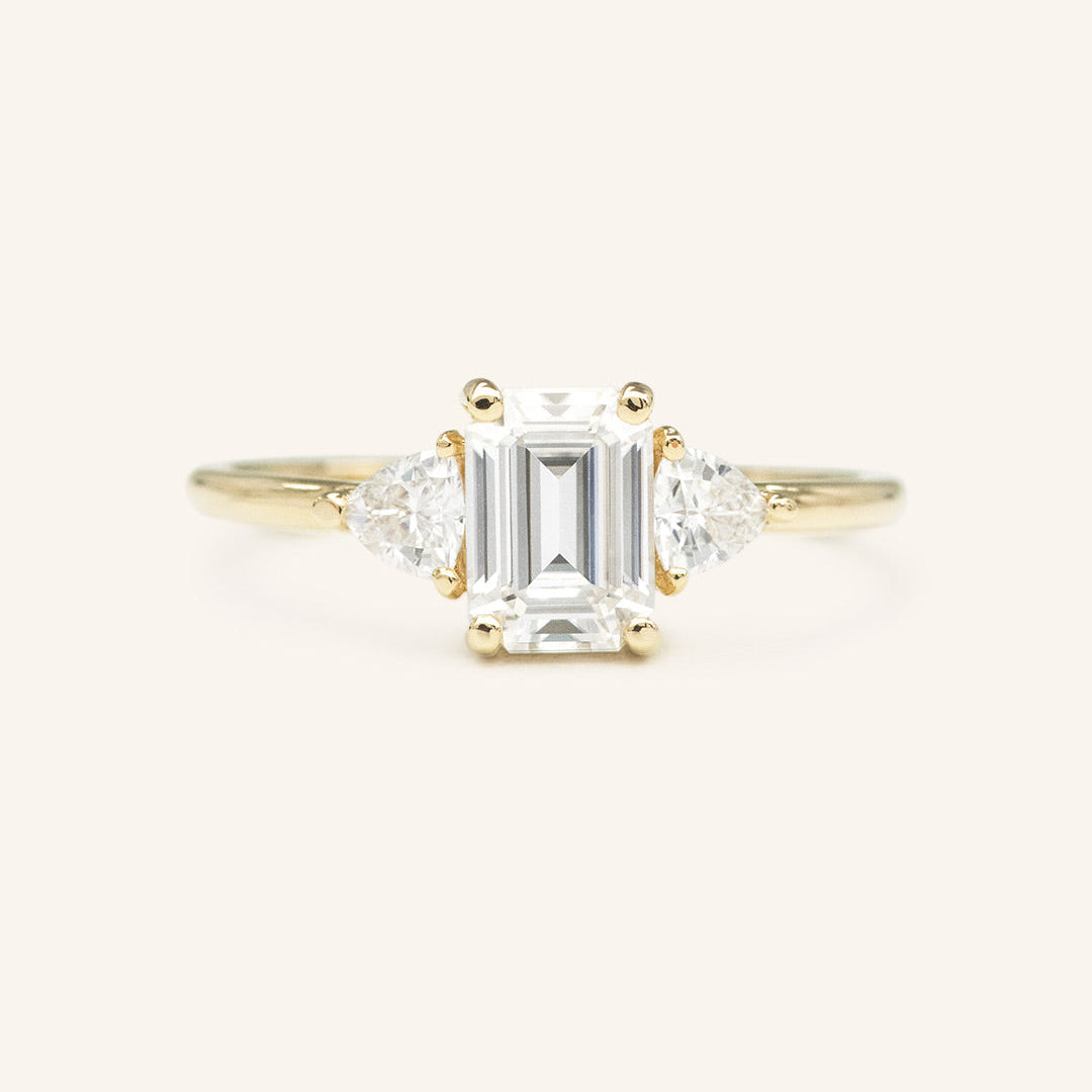 Stunning 2 CT Emerald Moissanite Engagement Ring with Three Stone Design 1