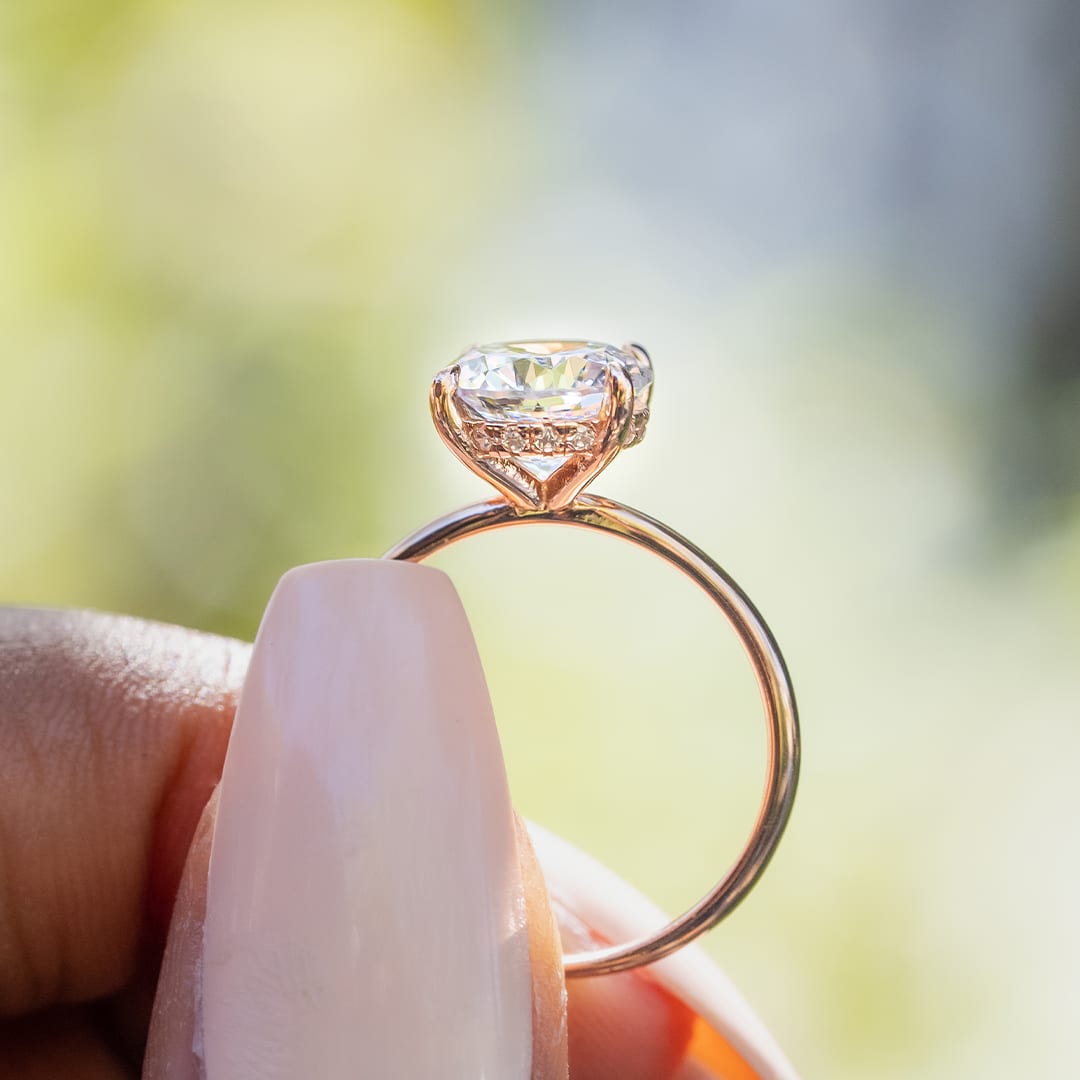 Stunning 3.0 CT Round Moissanite Engagement Ring with Hidden Halo Design 8