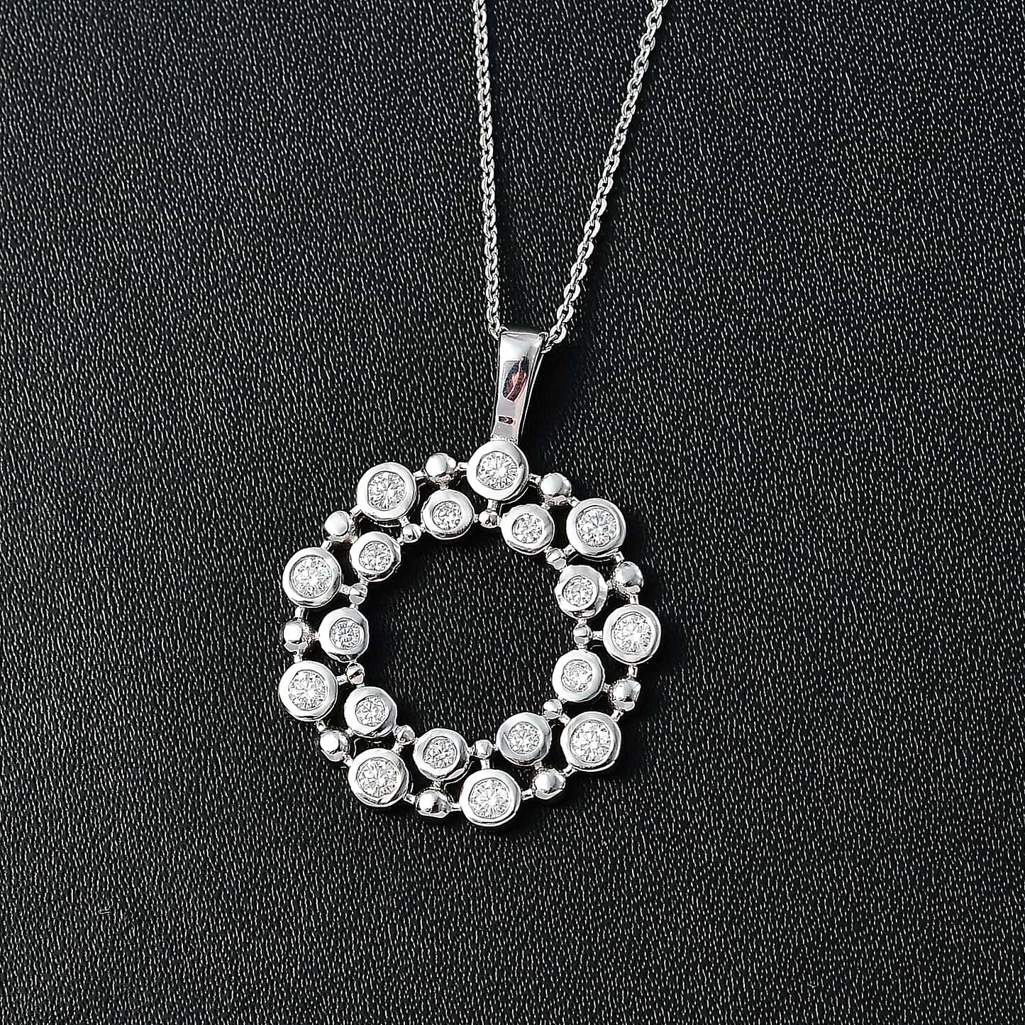 Round Cut Cubic Zirconia in 925 Sterling Silver Necklace 3