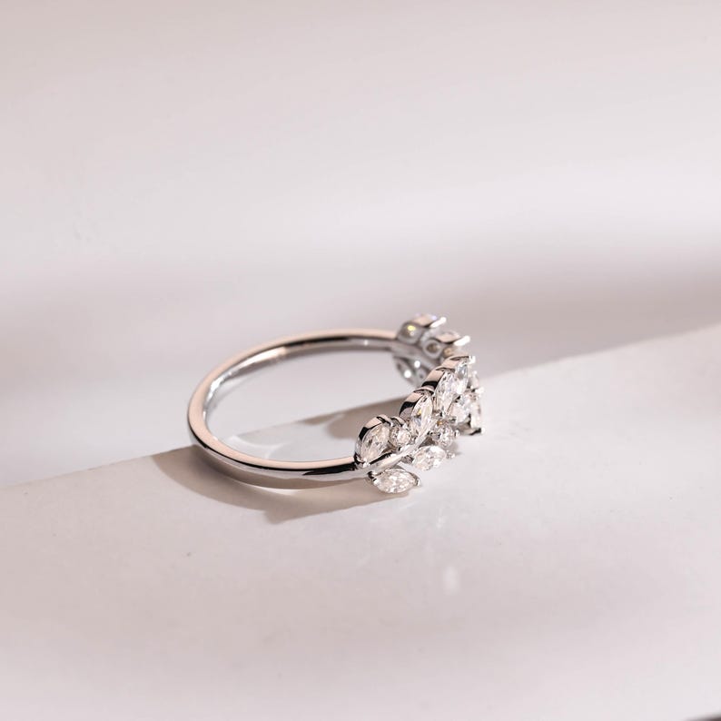 Stunning 0.2 TCW Marquise Moissanite Stones Leaf Wedding Bands 3