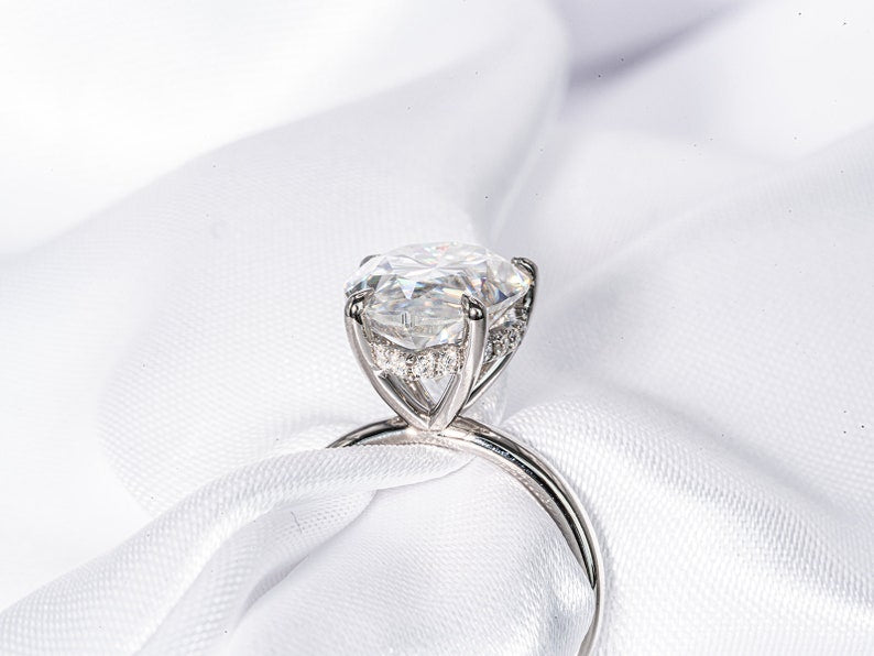 Stunning 5.0 CT Pear Cut Moissanite Engagement Ring with Hidden Halo Design 5