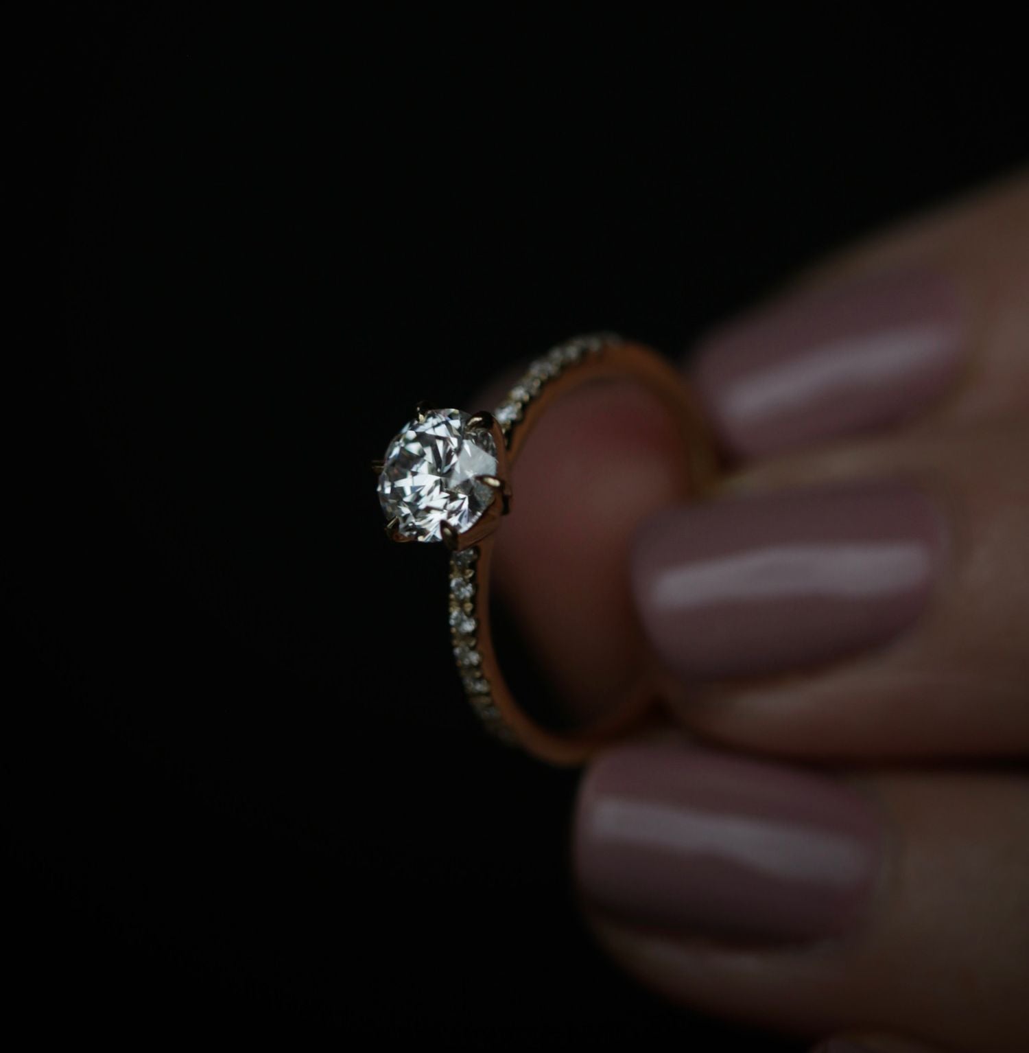 0.75 CT Round Cut Pave CVD E/VS1 Diamond Engagement Ring 3