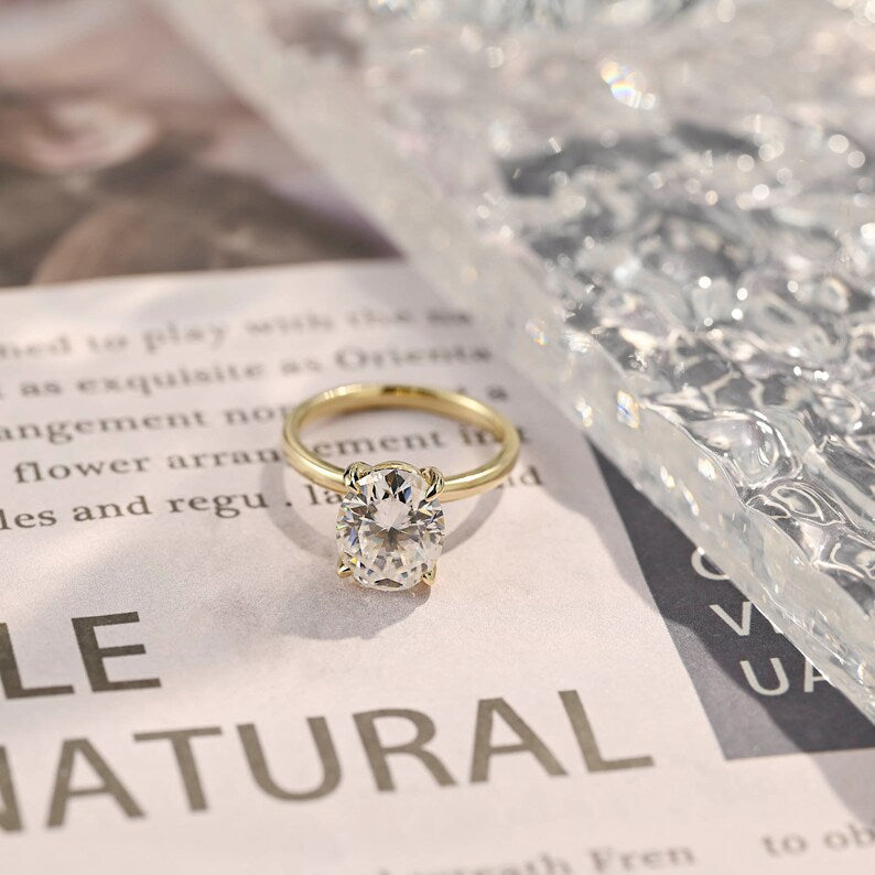 Stunning 3.0 CT Oval Moissanite Engagement Ring with Solitaire Design 1