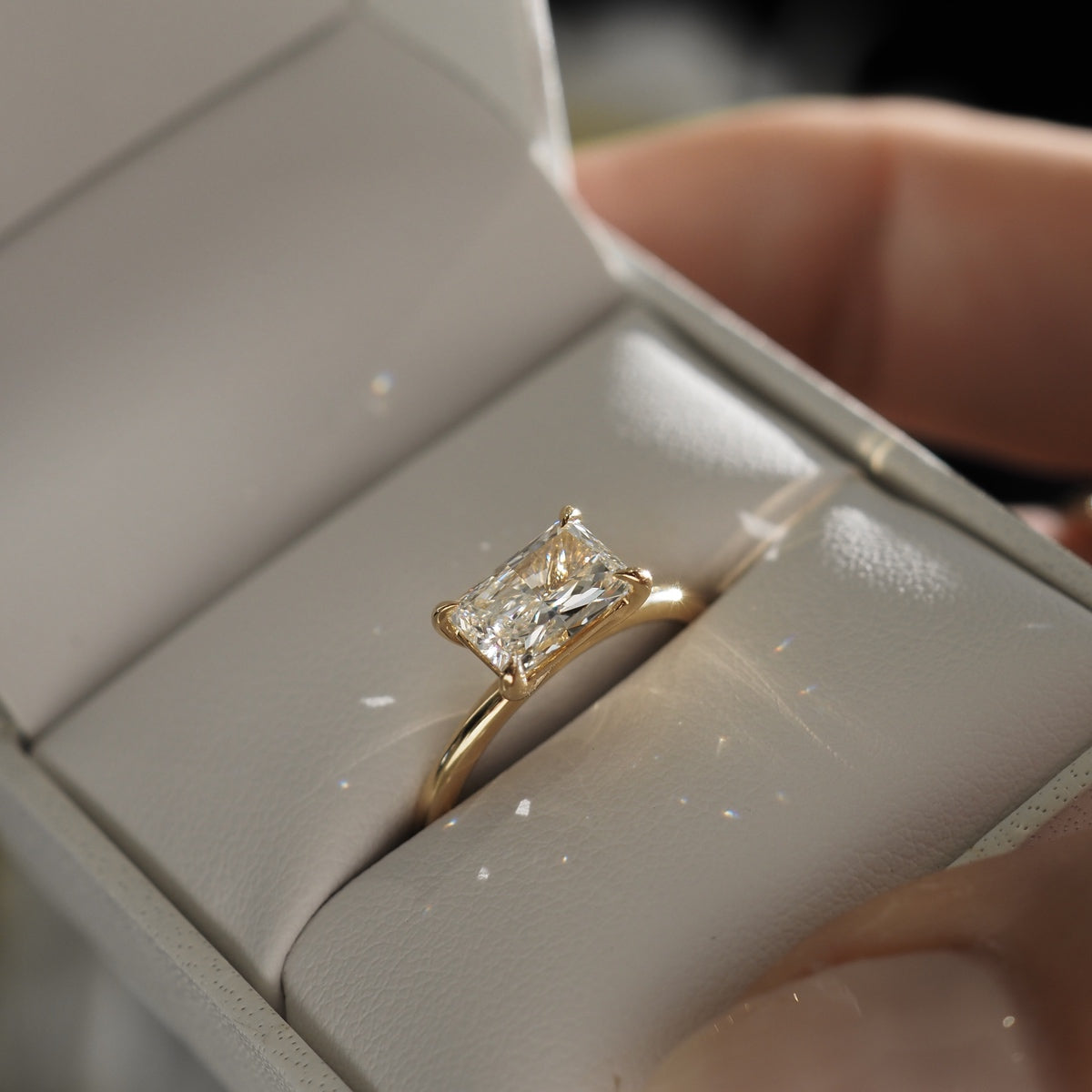 Stunning 1 CT Radiant Moissanite Engagement Ring with Solitaire Design 4