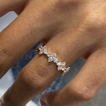 Stunning 0.96 CT Round Moissanite Stones Cluster Wedding Bands 6
