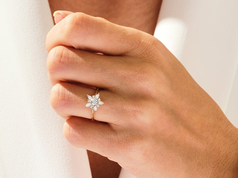 Stunning 0.25 CT Round Moissanite Engagement Ring with Floral Design 6