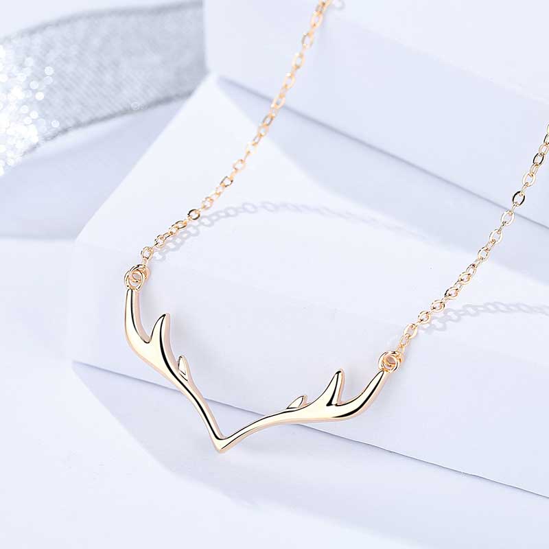 Round Cut Cubic Zirconia in 925 Sterling Silver Necklace 4
