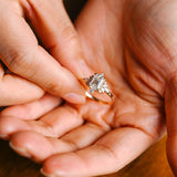 Stunning 1.0 - 2.0 CT Emerald Moissanite Engagement Ring With Cluster Design 2