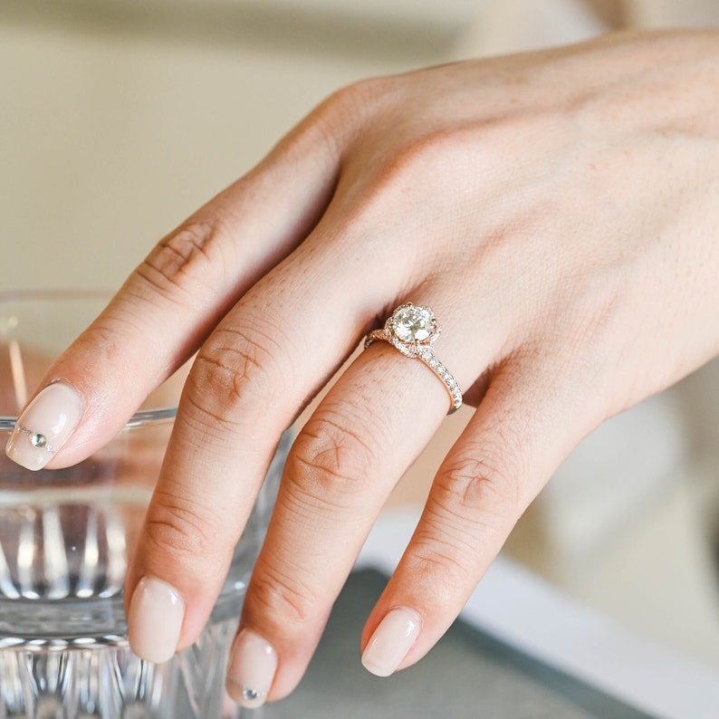 1.0 CT Round Shaped Moissanite Multi-Stone Pave Engagement Ring 10