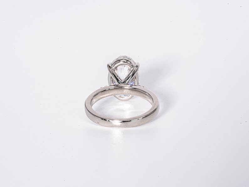 Stunning 3.50 CT Oval Moissanite Engagement Ring with Cluster Design 2