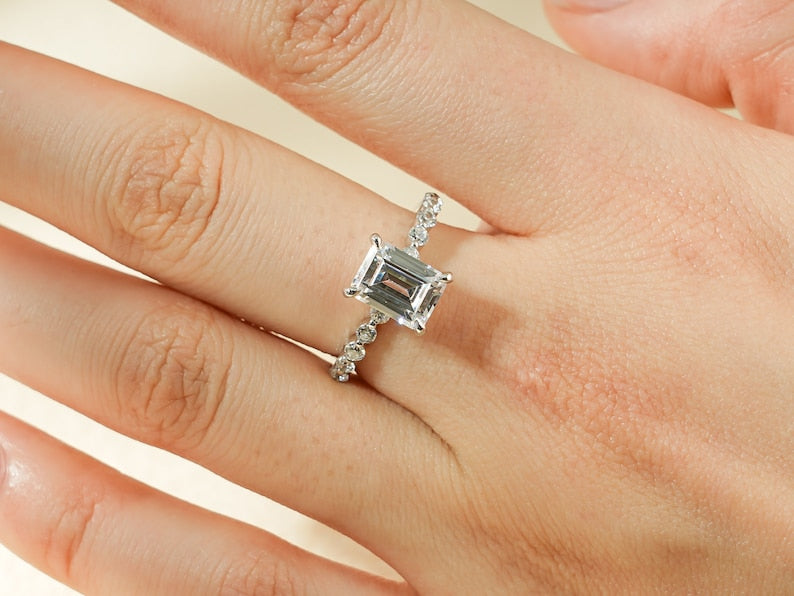 Stunning 1.0 - 2.0 CT Emerald Moissanite Engagement Ring with Hidden Halo Design 8