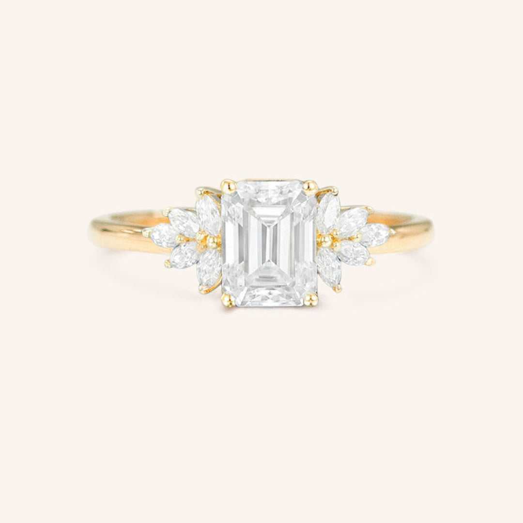 Stunning 1 CT Emerald Moissanite Engagement Ring With Cluster Design 1