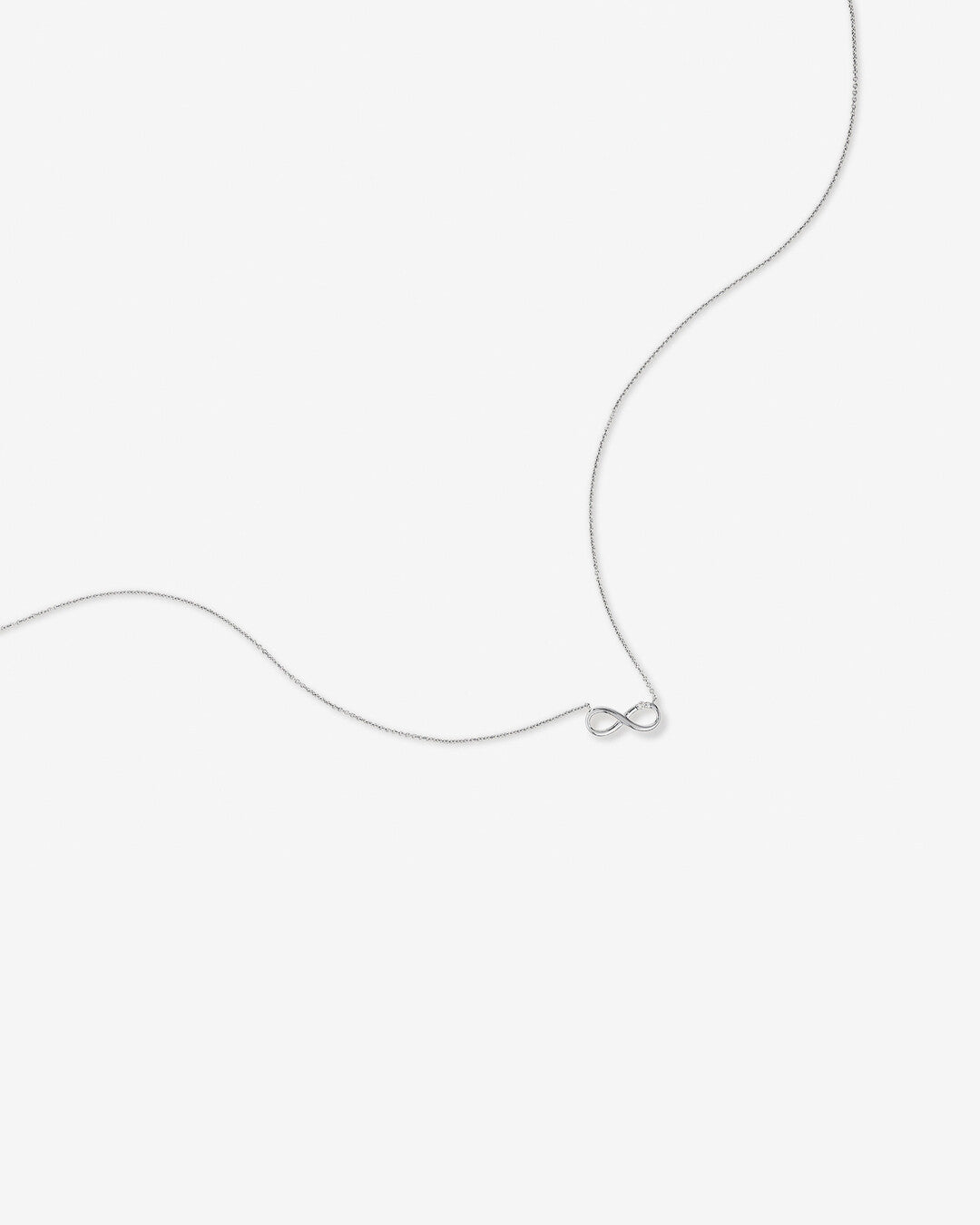 Round Cut Cubic Zirconia in 925 Sterling Silver Necklace 2