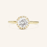 Stunning 1.0 CT Round Moissanite Engagement Ring with Halo Design 1