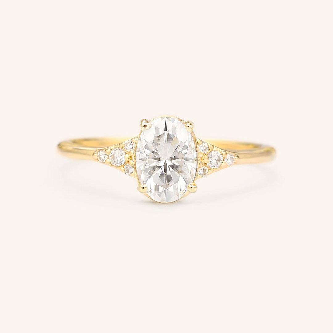 Stunning 0.40 CT Oval Moissanite Engagement Ring With Cluster Design 1