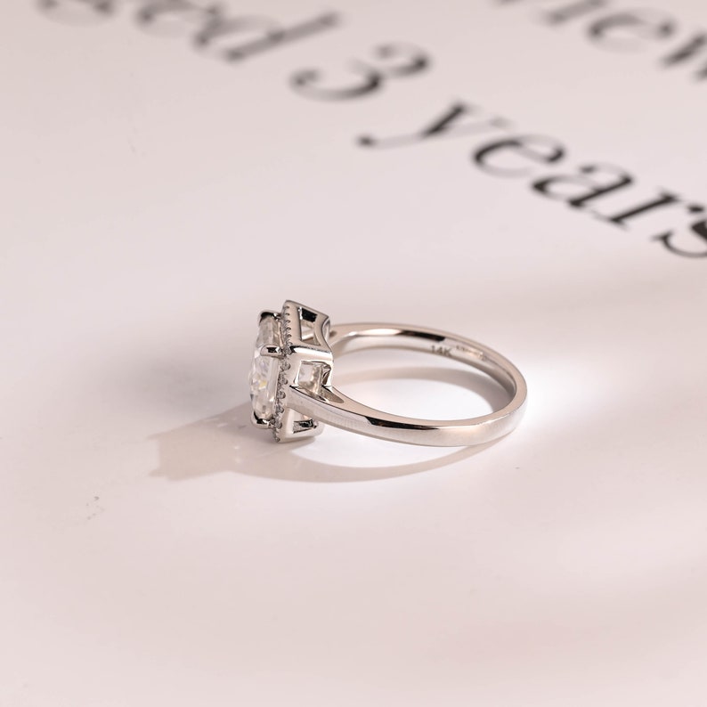 Stunning 1.0 - 2.0 CT Princess Moissanite Engagement Ring with Halo Design 10