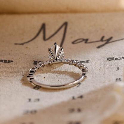 Stunning 4.0 CT Pear Moissanite Engagement Ring with Pave Design 3