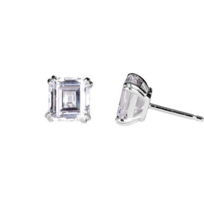 Round Cut Cubic Zirconia in 925 Sterling Silver Earrings