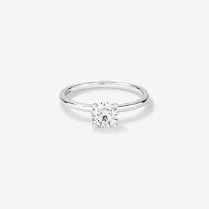 Stunning 0.70 CT Round Moissanite Engagement Ring In Solitaire Design