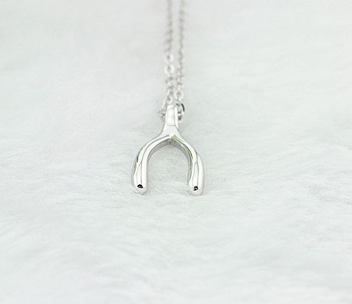 Round Cut Cubic Zirconia in 925 Sterling Silver Necklace 4
