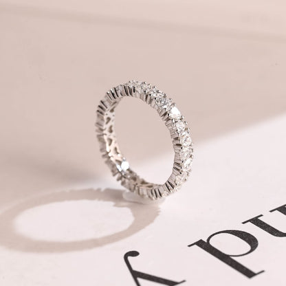Stunning 0.3 TCW Round Moissanite Stones Half Eternity Wedding Band 1