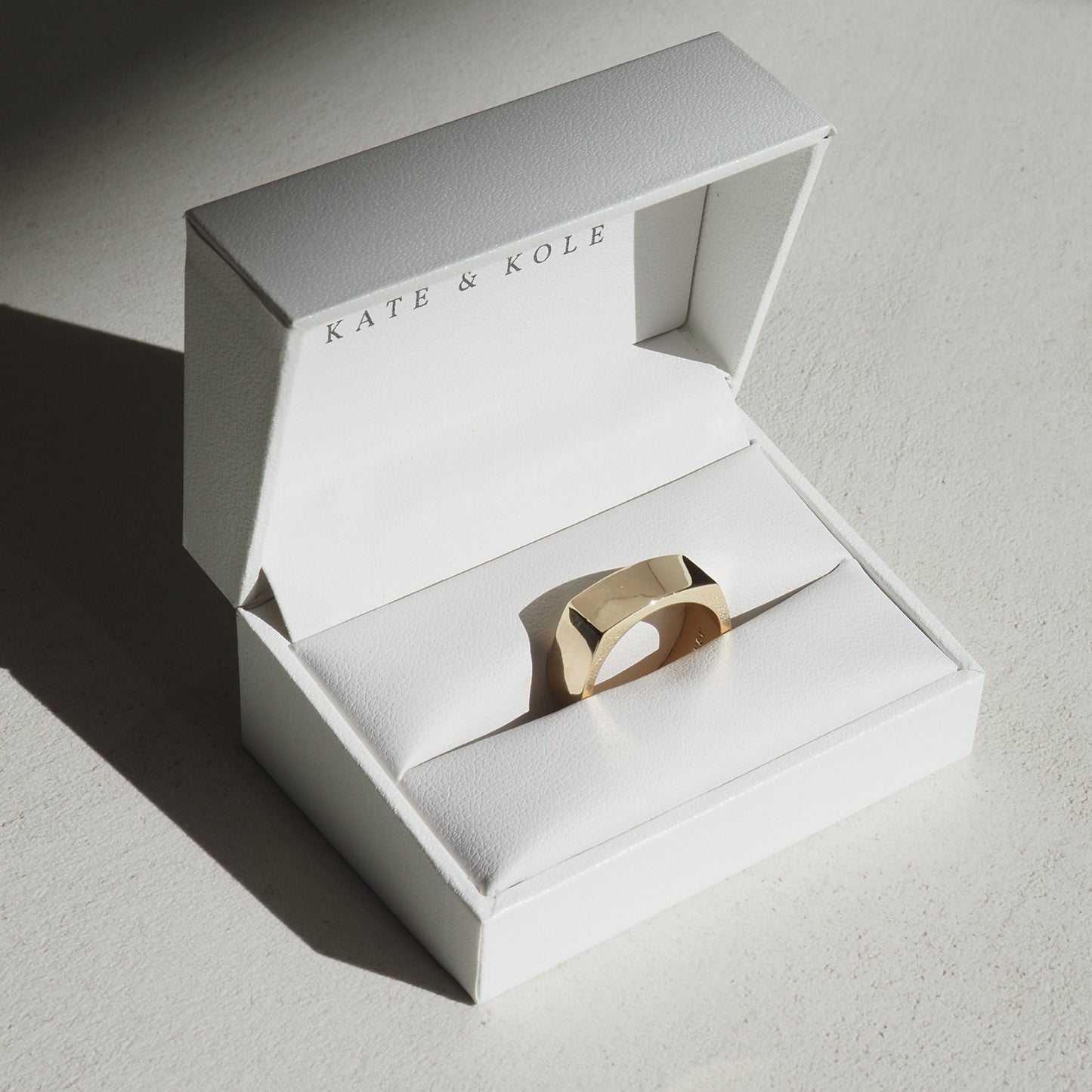 Stunning Men's Flat-Top Metal Wedding Bands 3