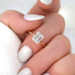 Stunning 1.75 CT Emerald Moissanite Engagement Ring with Solitaire Design 7