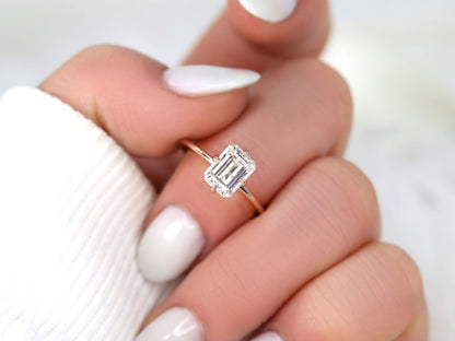 Stunning 1.75 CT Emerald Moissanite Engagement Ring with Solitaire Design 7