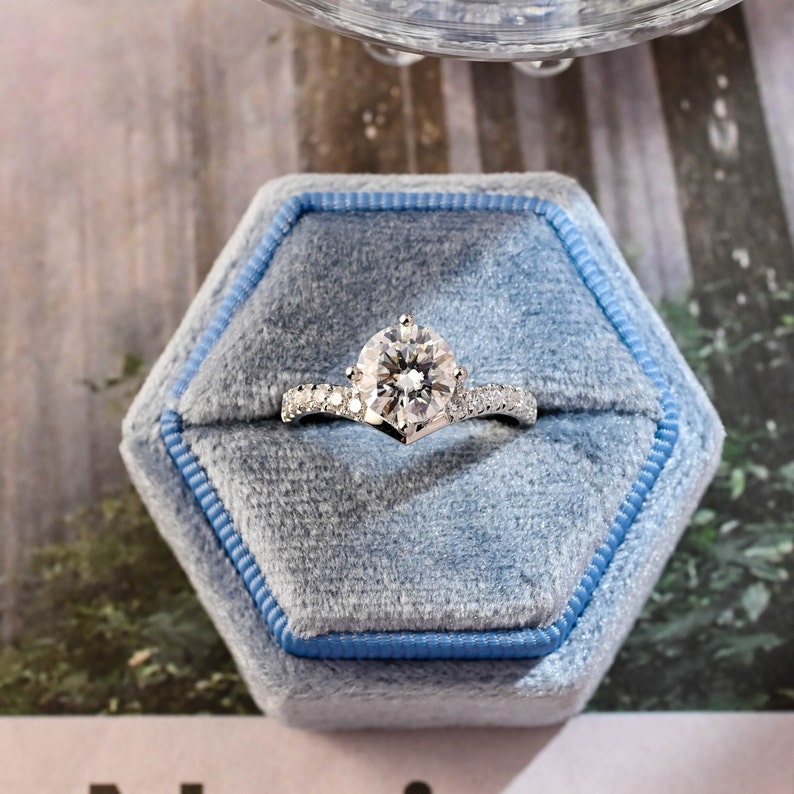 Stunning 2.0 CT Round Moissanite Engagement Ring with Pave Design 6