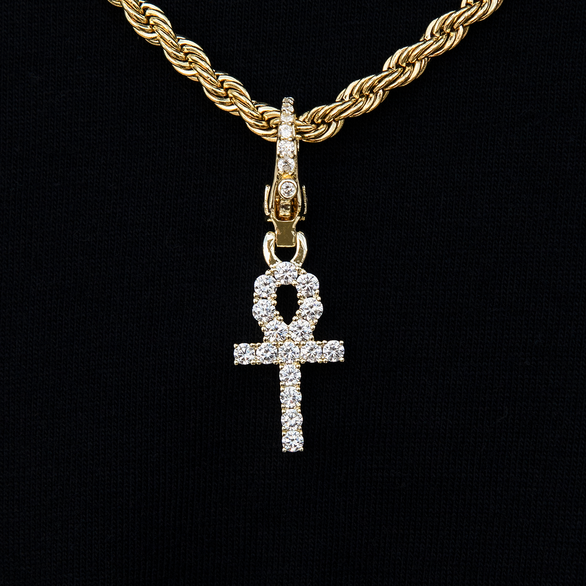 2 CT Round Moissanite Cross Clip Style Silver Pendant for Him 1