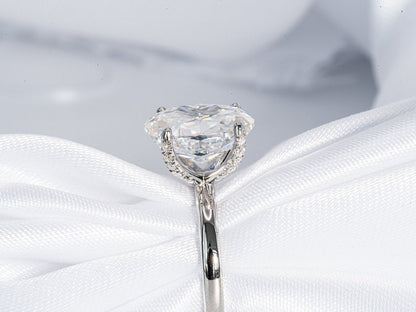 Stunning 5.0 CT Oval Shape Moissanite Engagement Ring with Solitaire Design 8