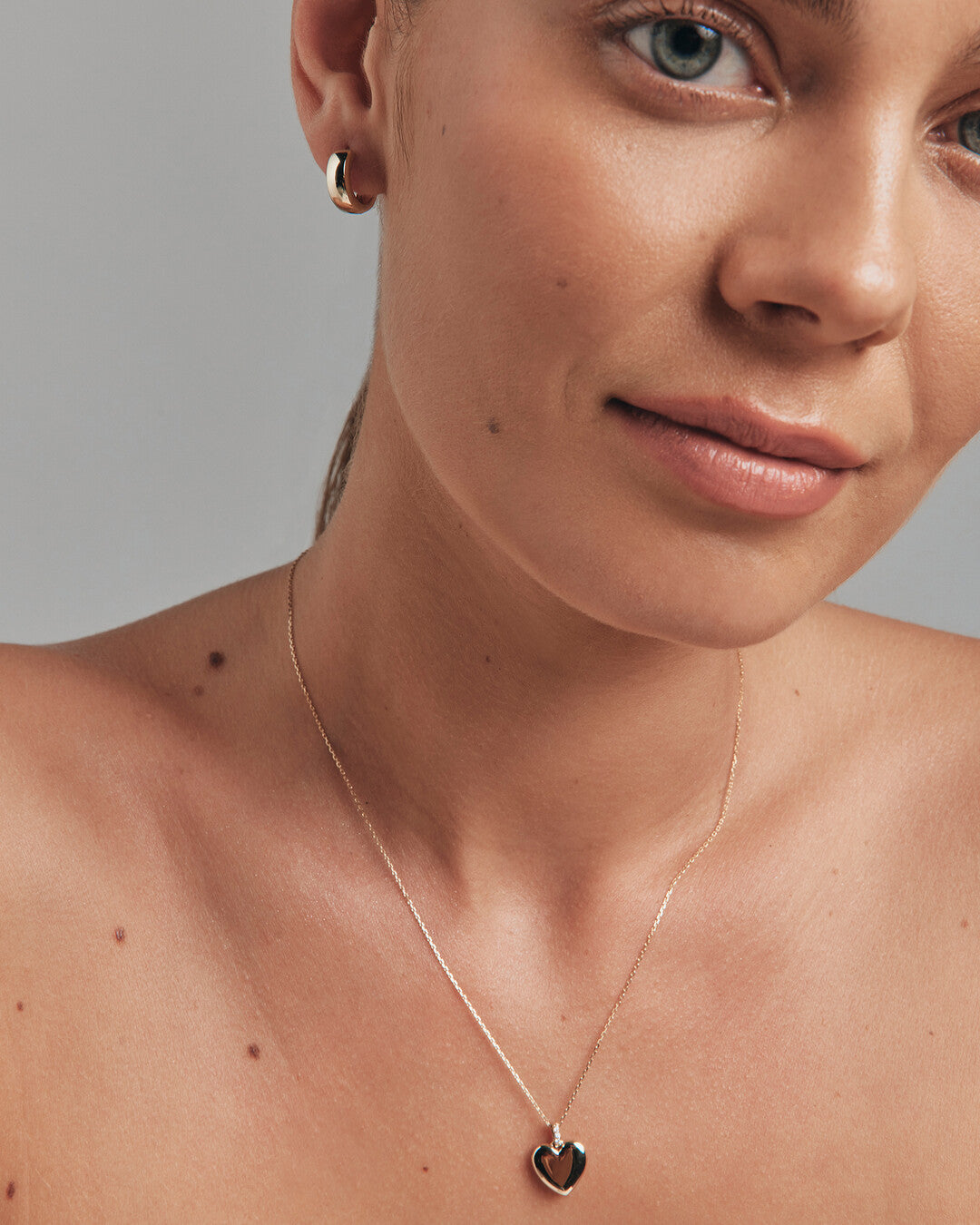 Round Cut Cubic Zirconia in 925 Sterling Silver Necklace 3