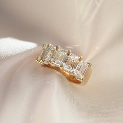 Stunning 2.0 TCW Emerald Moissanite Stones Half Eternity Wedding Bands 2