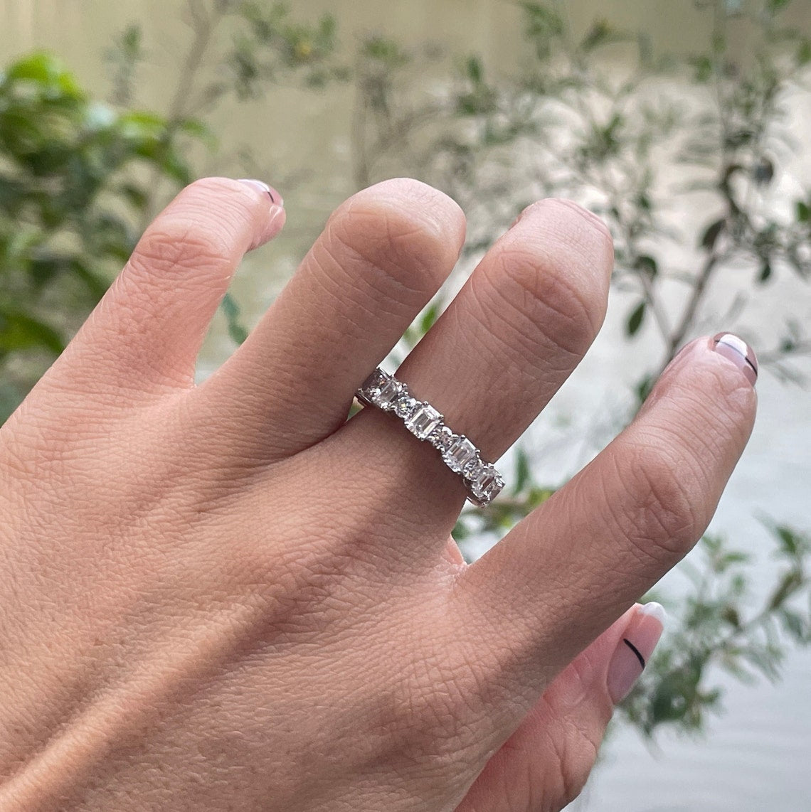0.7 TCW Emerald & Round Cut Moissanite Bridal Wedding Band 9