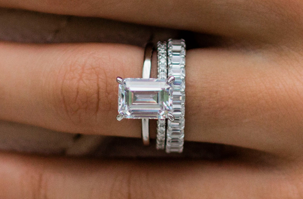 Emerald Cut Solitaire Style Cubic Zirconia in 925 Sterling Silver Ring 3